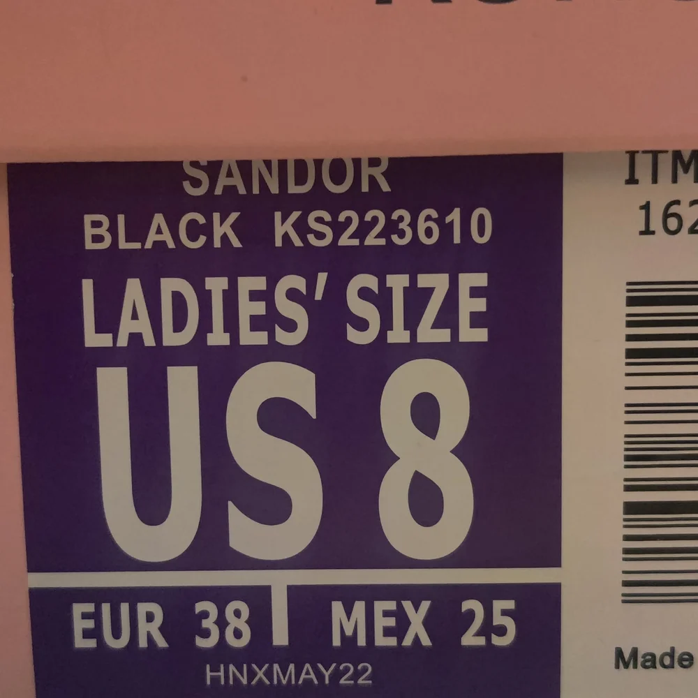 Kensie Women's Black Sandor Chelsea Boots - Picture 5 of 9